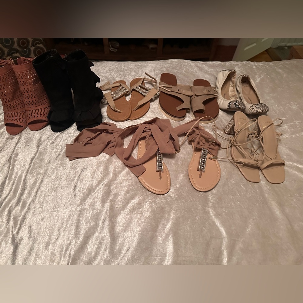 Shoe lot size 6.5. All good if not new condition